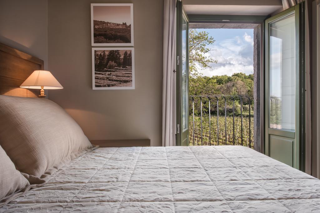 Firriato Hospitality Cavanera Etnea Resort & Wine Experience Castiglione De Sicilia Bilik gambar